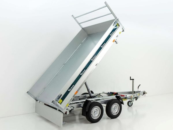 2034_04WhruBrSZTh58k-600x450-1.jpg Debon Dreiseitenkipper 180×306 2,6t|E-Pumpe – Bild 1
